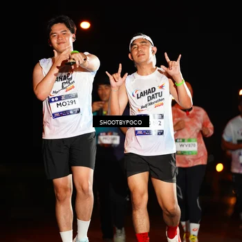Runner Photo 7802443