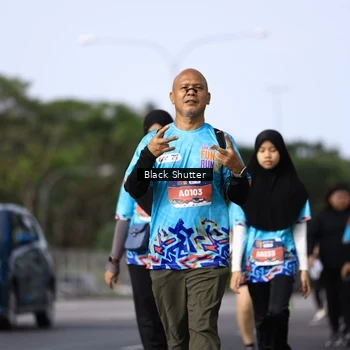 Runner Photo 7802477