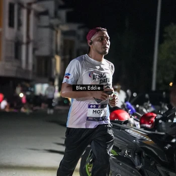 Runner Photo 7802479