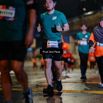 Runner Photo 7802499