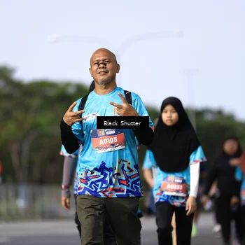 Runner Photo 7802504