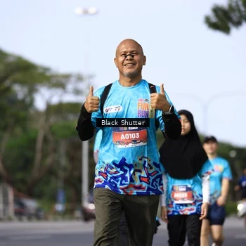 Runner Photo 7802508