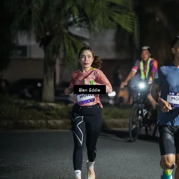 Runner Photo 7802511