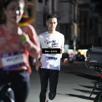 Runner Photo 7802518