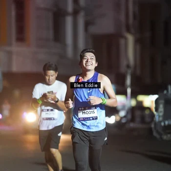 Runner Photo 7802525