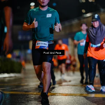 Runner Photo 7802529