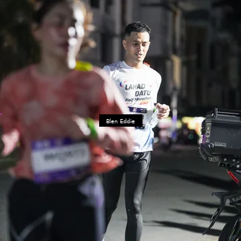 Runner Photo 7802543