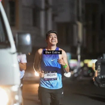 Runner Photo 7802546
