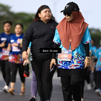 Runner Photo 7802555