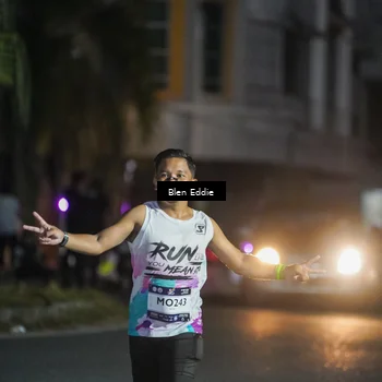 Runner Photo 7802557