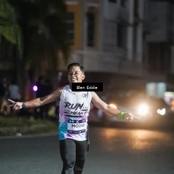 Runner Photo 7802580