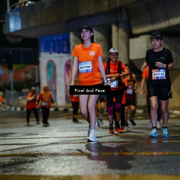 Runner Photo 7802592