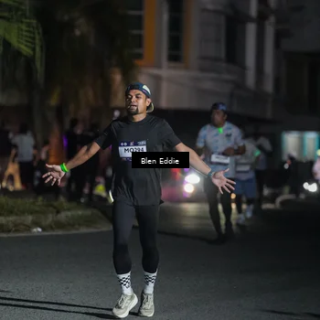 Runner Photo 7802596
