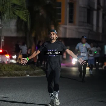 Runner Photo 7802602