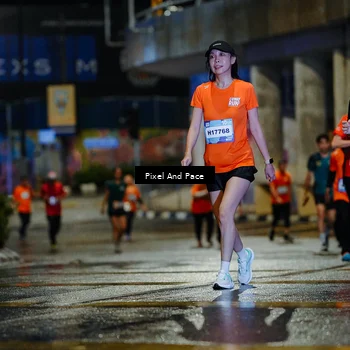 Runner Photo 7802609