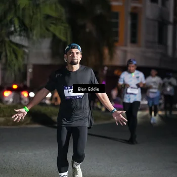 Runner Photo 7802617