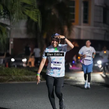 Runner Photo 7802635