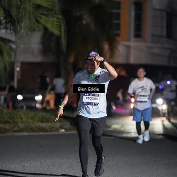Runner Photo 7802636