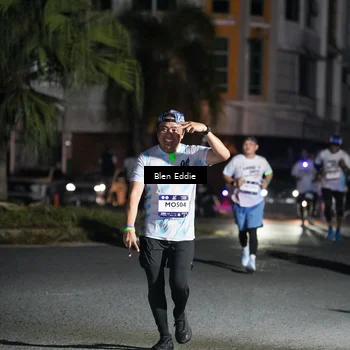 Runner Photo 7802641