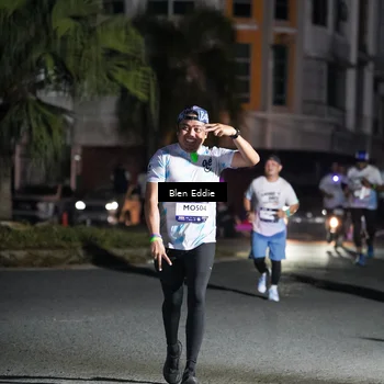Runner Photo 7802647