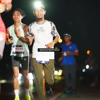 Runner Photo 7802650