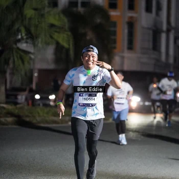 Runner Photo 7802652