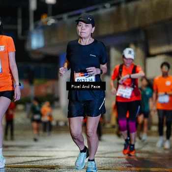 Runner Photo 7802656