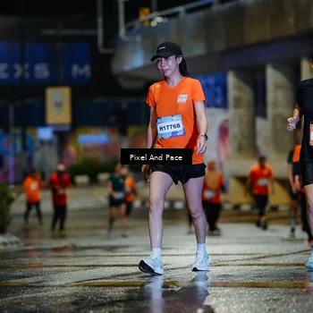Runner Photo 7802661