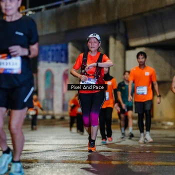Runner Photo 7802662