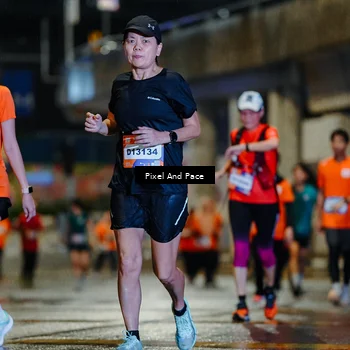 Runner Photo 7802668