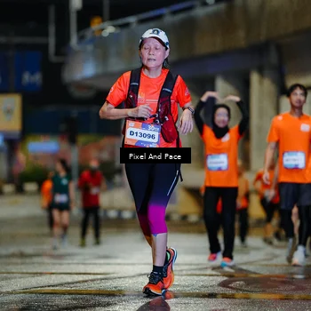 Runner Photo 7802691