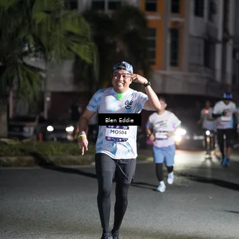 Runner Photo 7802701