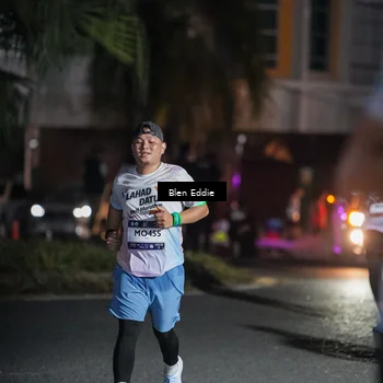 Runner Photo 7802706