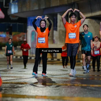 Runner Photo 7802717