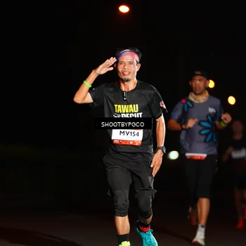 Runner Photo 7802723