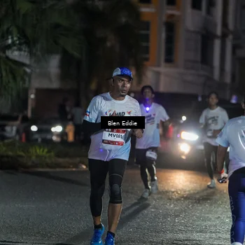 Runner Photo 7802727