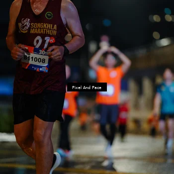 Runner Photo 7802735