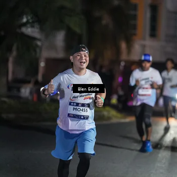 Runner Photo 7802741