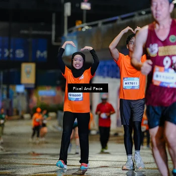 Runner Photo 7802742