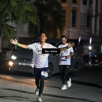 Runner Photo 7802744