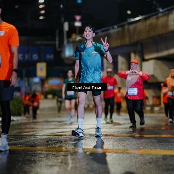 Runner Photo 7802773