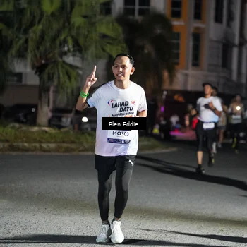 Runner Photo 7802782