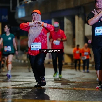 Runner Photo 7802793