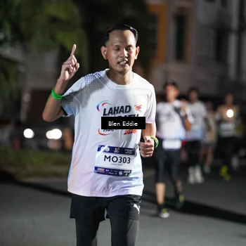 Runner Photo 7802794