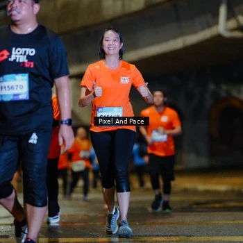 Runner Photo 7802795