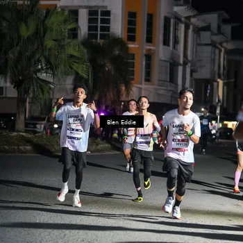 Runner Photo 7802836