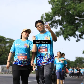Runner Photo 7802842