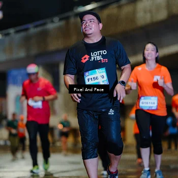 Runner Photo 7802846