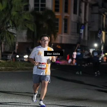 Runner Photo 7802850