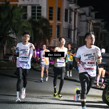 Runner Photo 7802853